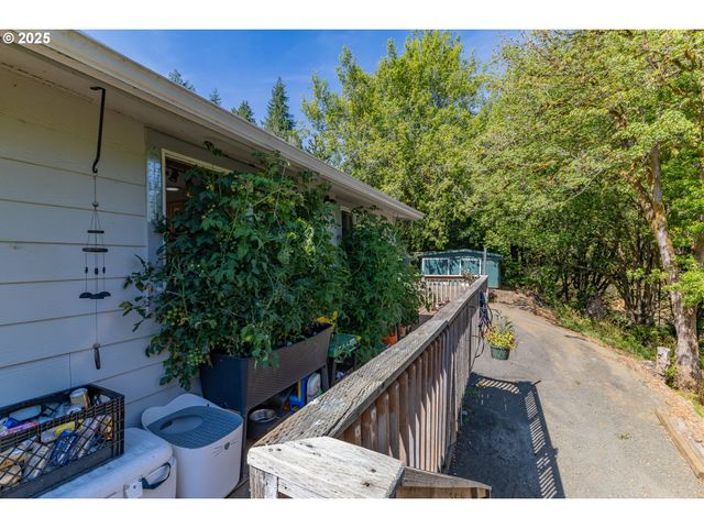 55593 GLEN AIKEN CREEK Rd, Coquille, OR 97423