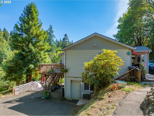 55593 GLEN AIKEN CREEK Rd, Coquille, OR 97423