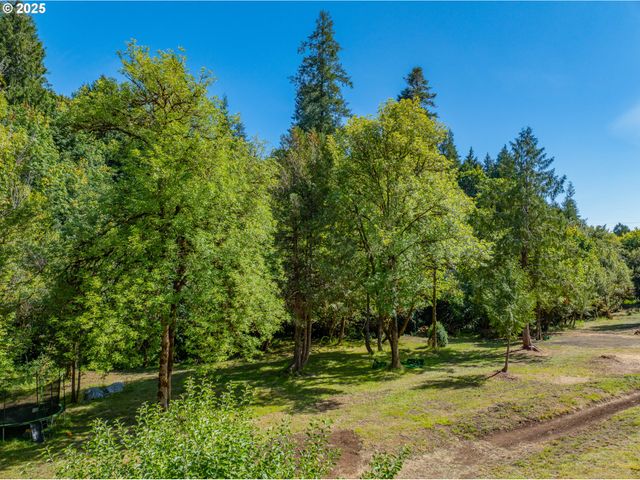 55593 GLEN AIKEN CREEK Rd, Coquille, OR 97423