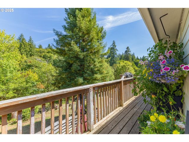 55593 GLEN AIKEN CREEK Rd, Coquille, OR 97423