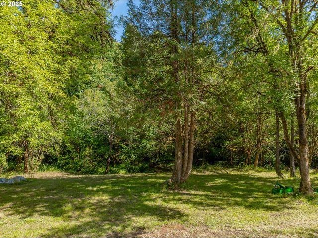 55593 GLEN AIKEN CREEK Rd, Coquille, OR 97423