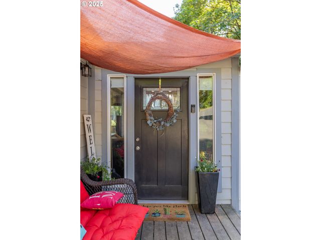 55593 GLEN AIKEN CREEK Rd, Coquille, OR 97423