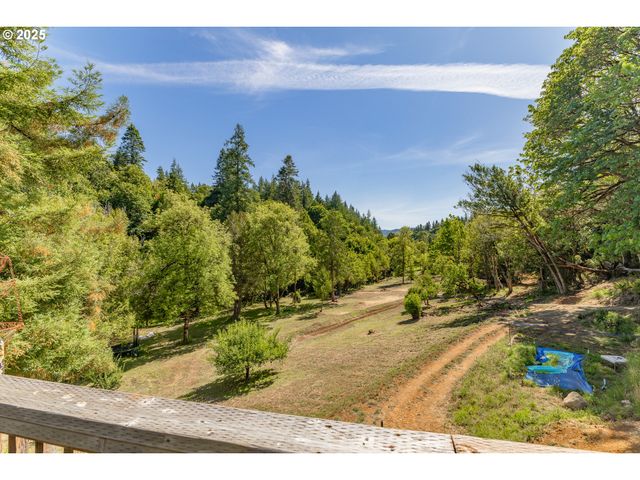 55593 GLEN AIKEN CREEK Rd, Coquille, OR 97423