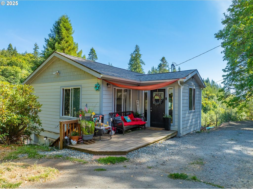 55593 GLEN AIKEN CREEK Rd, Coquille, OR 97423