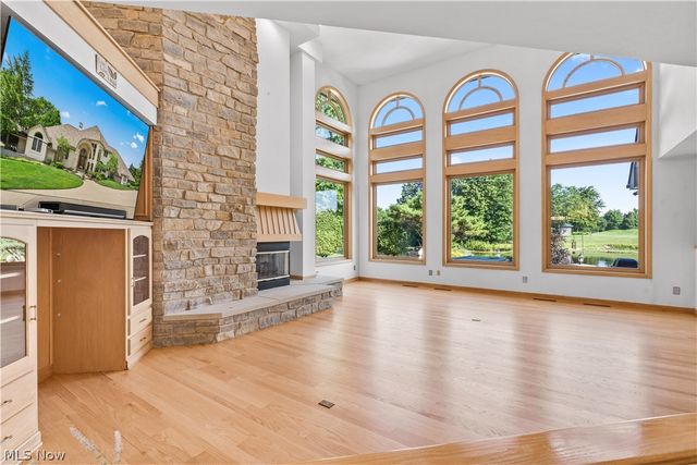 3855 Weymouth Woods Drive, Medina, OH 44256