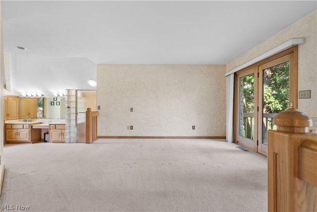 3855 Weymouth Woods Drive, Medina, OH 44256