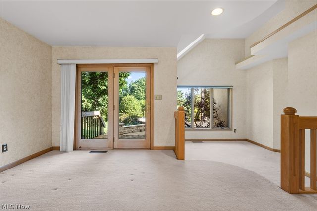 3855 Weymouth Woods Drive, Medina, OH 44256