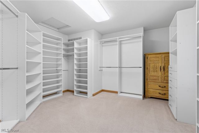 3855 Weymouth Woods Drive, Medina, OH 44256
