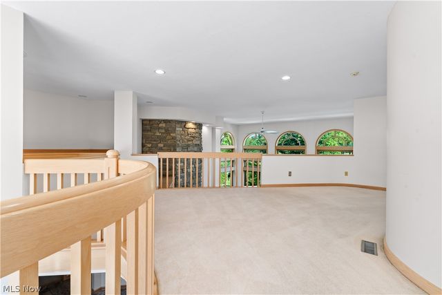 3855 Weymouth Woods Drive, Medina, OH 44256