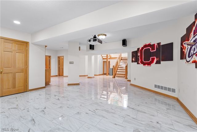 3855 Weymouth Woods Drive, Medina, OH 44256