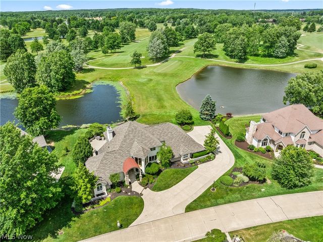 3855 Weymouth Woods Drive, Medina, OH 44256