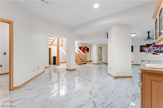 3855 Weymouth Woods Drive, Medina, OH 44256