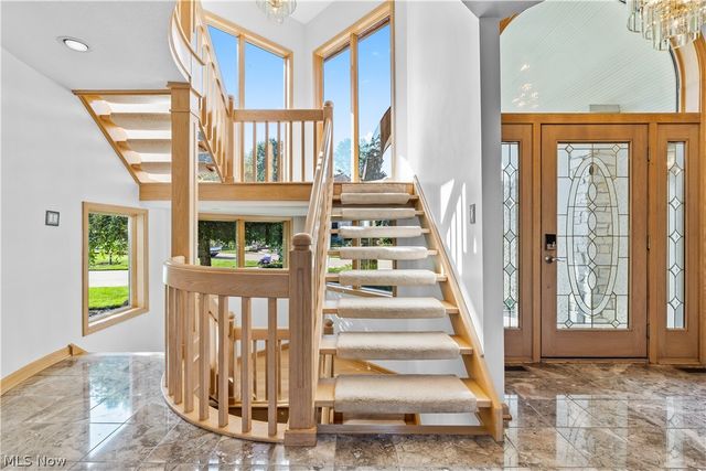 3855 Weymouth Woods Drive, Medina, OH 44256