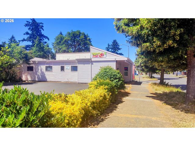 6736 Se POWELL Blvd, Portland, OR 97206