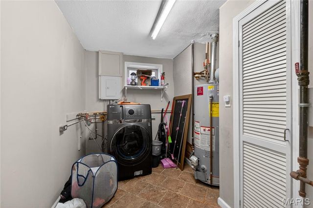 119 S 37th Street, Belleville, IL 62226