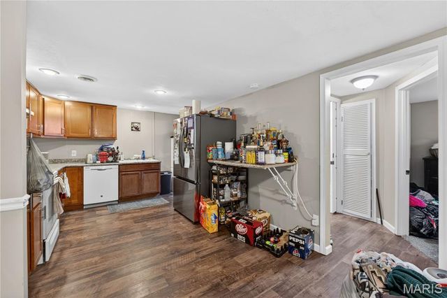 119 S 37th Street, Belleville, IL 62226