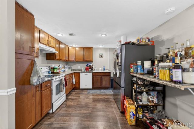119 S 37th Street, Belleville, IL 62226