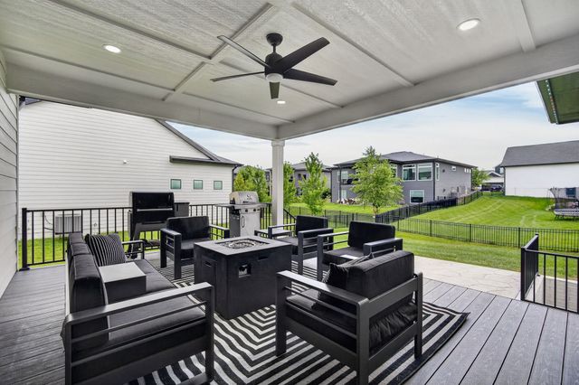 3679 Westgate Parkway, Clive, IA 50325