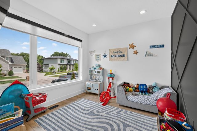 3679 Westgate Parkway, Clive, IA 50325