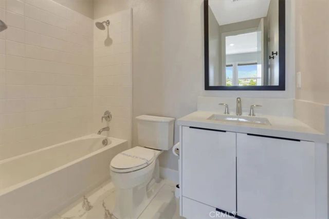 171 Bear Leaf, Lake Forest, CA 92630