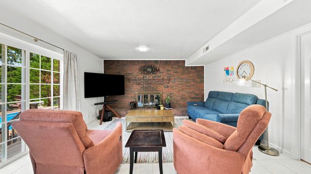 4715 N Forest Road, Hixson, TN 37343