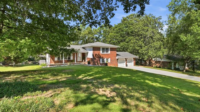 4715 N Forest Road, Hixson, TN 37343