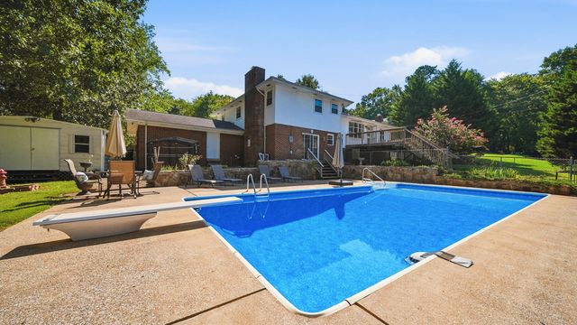 4715 N Forest Road, Hixson, TN 37343