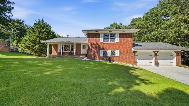 4715 N Forest Road, Hixson, TN 37343