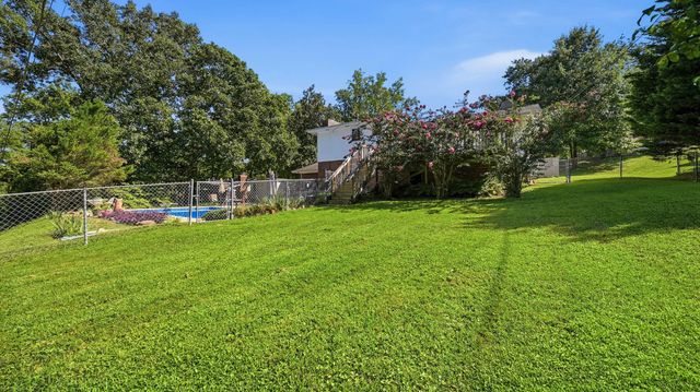 4715 N Forest Road, Hixson, TN 37343