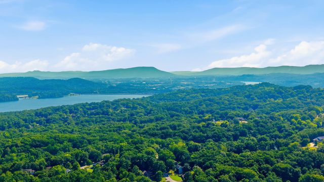 4715 N Forest Road, Hixson, TN 37343