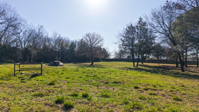 210 Forest Lane, Kemp, TX 75143
