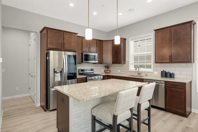 8094 Balsam Lane N, Maple Grove, MN 55369