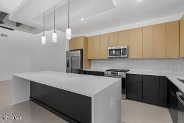 831 Mision de Ruanda Avenue, El Paso, TX 79932