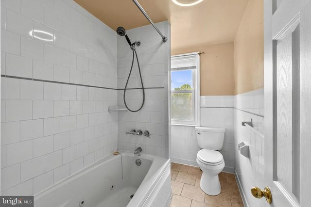 2827 FLEETWOOD AVE, Baltimore, MD 21214