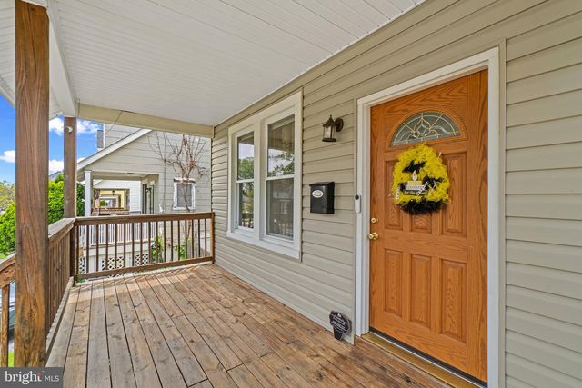 2827 FLEETWOOD AVE, Baltimore, MD 21214