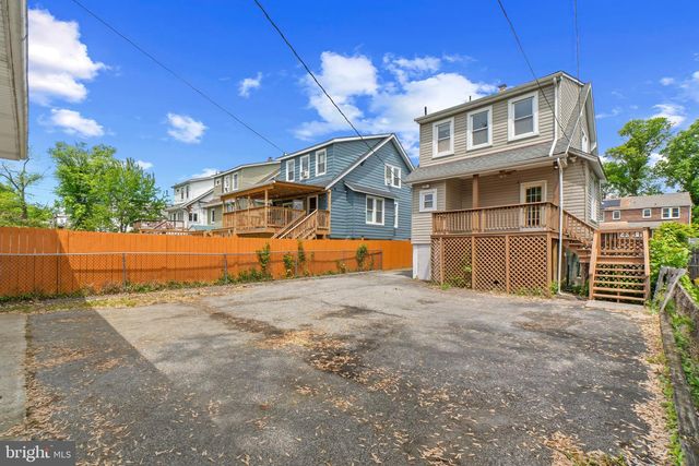 2827 FLEETWOOD AVE, Baltimore, MD 21214