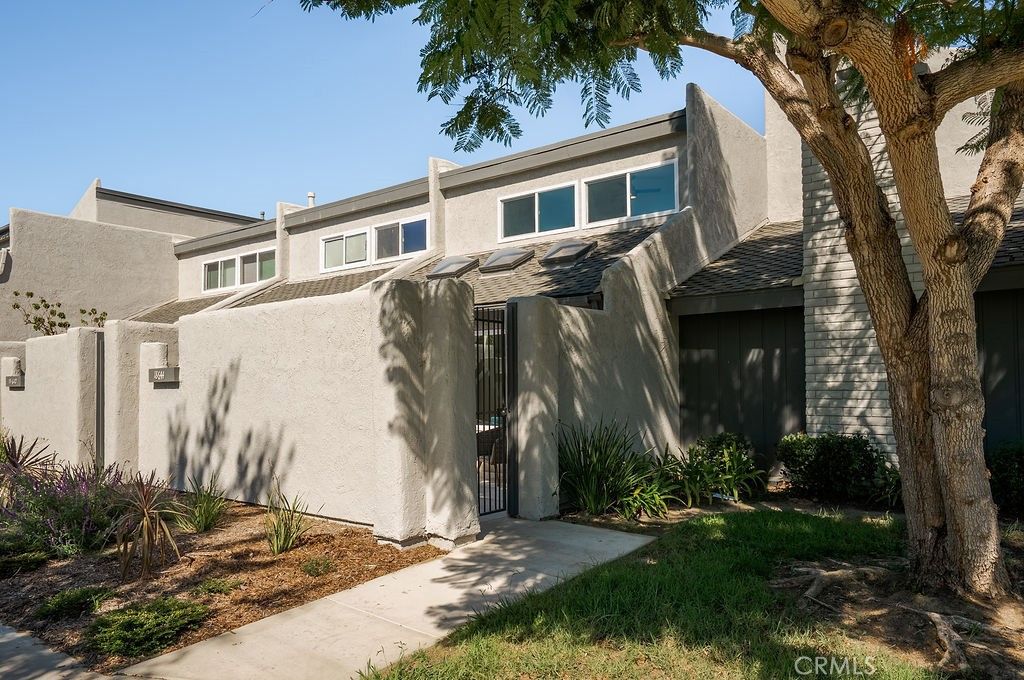 18644 Applewood, Huntington Beach, CA 92646 — photo 2