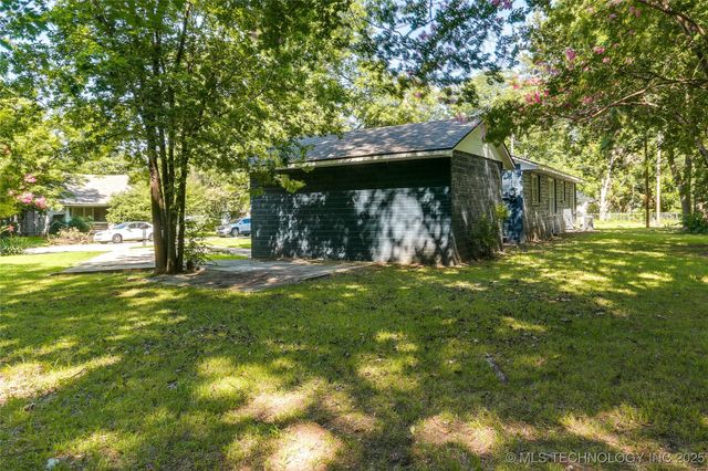 701 W Locust Street, Durant, OK 74701