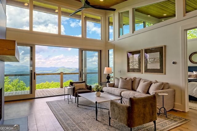 602 Charmont Drive, Tiger, GA 30576