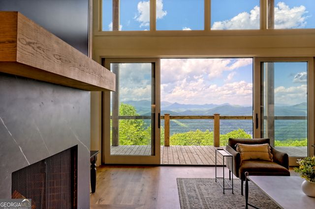 602 Charmont Drive, Tiger, GA 30576