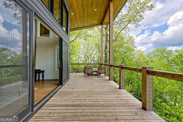 602 Charmont Drive, Tiger, GA 30576