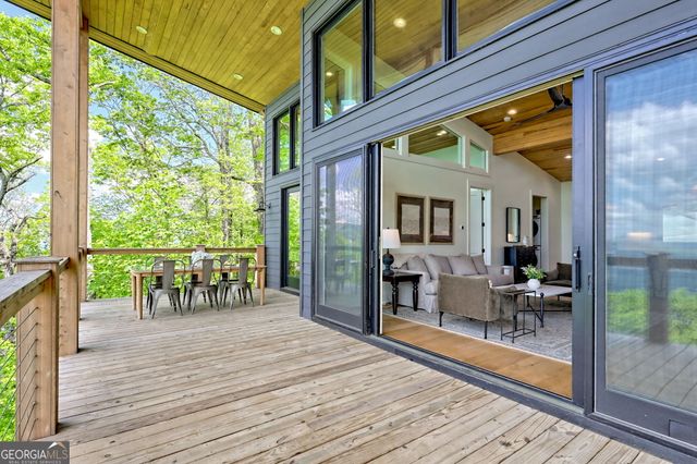 602 Charmont Drive, Tiger, GA 30576