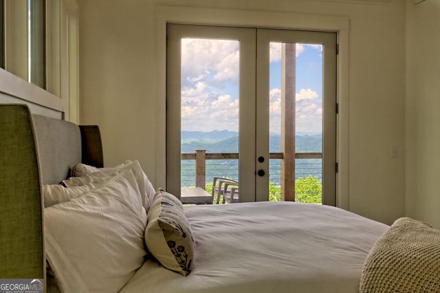 602 Charmont Drive, Tiger, GA 30576