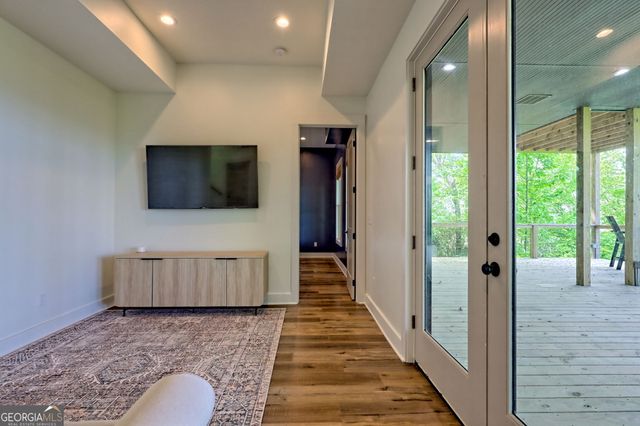 602 Charmont Drive, Tiger, GA 30576