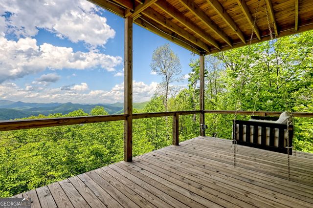 602 Charmont Drive, Tiger, GA 30576