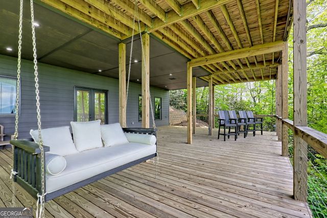 602 Charmont Drive, Tiger, GA 30576