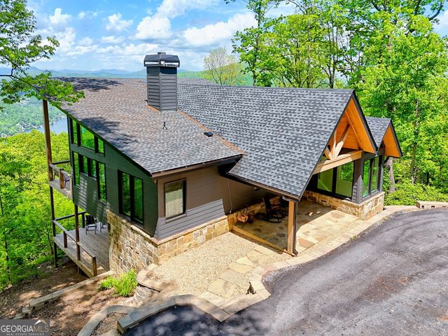 602 Charmont Drive, Tiger, GA 30576