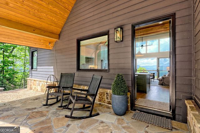 602 Charmont Drive, Tiger, GA 30576