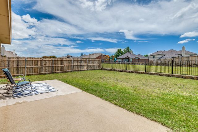 2107 Thistle Lane, Forney, TX 75126