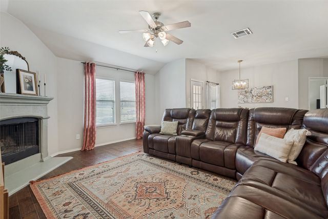 2107 Thistle Lane, Forney, TX 75126